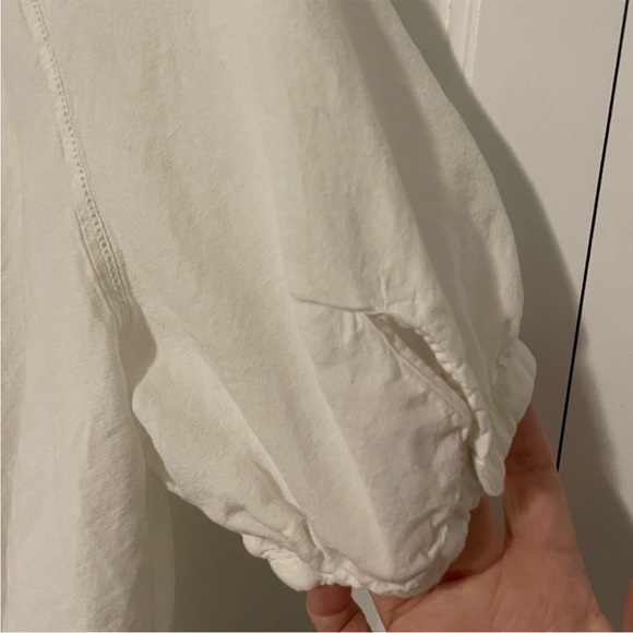 UNIQLO Linen Blend Button Up Short Sleeve Sheer Top Size 10 - Picture 3 of 10